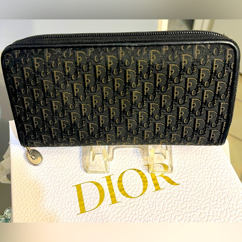Dior Long Zip-around Monogram Wallet Canvas/Leather Piping & PebbledDior GiftBox - Picture 3 of 15